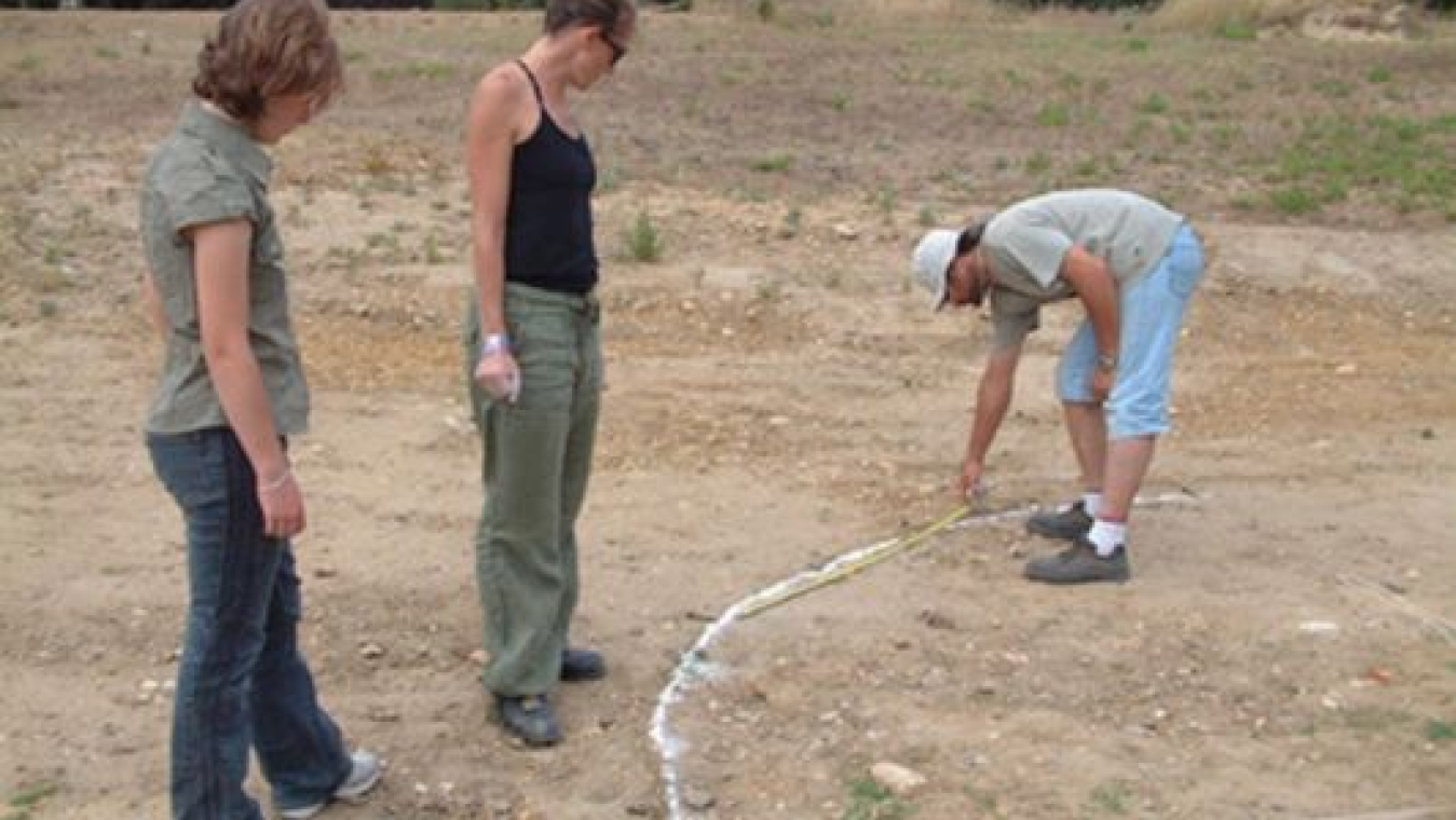 Traçage au sol de la structure