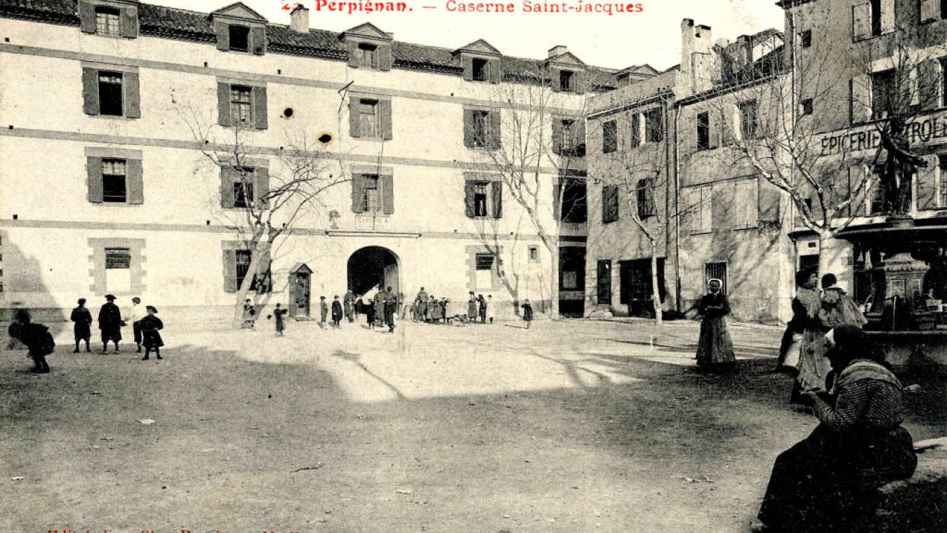 La caserne Saint-Jacques, vue extérieure, Archives municipales Camille Fourquet, fonds Lovato