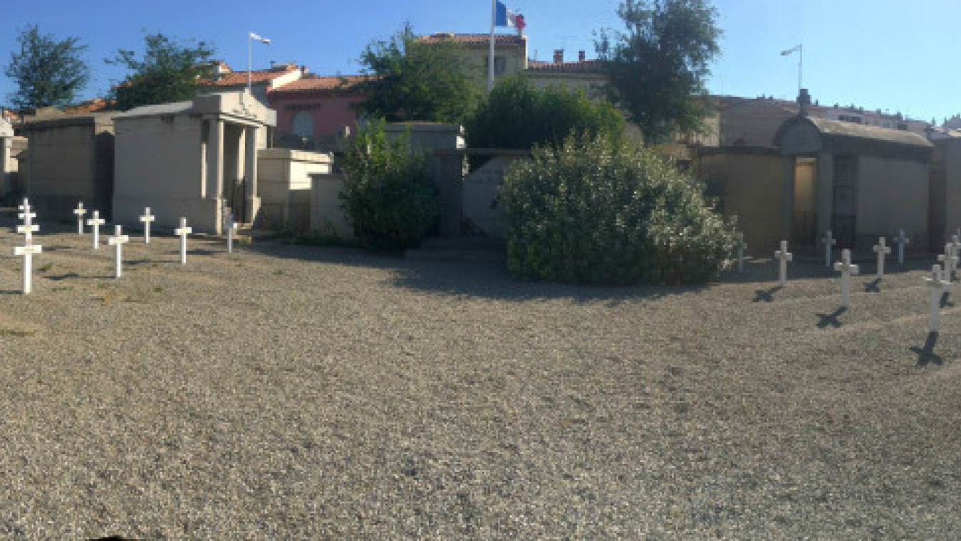 Le carré militaire du cimetière Saint-Martin, cliché Fabien Larue