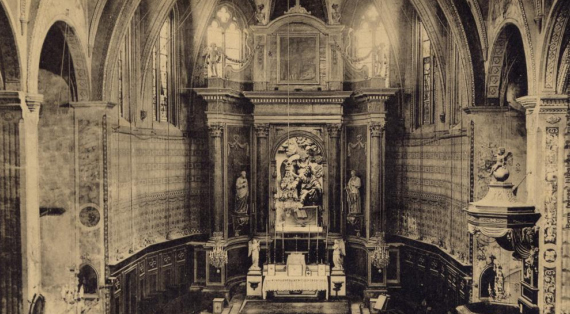 Vue interieure du chevet de l'église:autel , retable, 